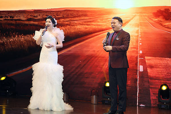 观众|我爱你中国 海之花·潘幽燕音乐会 获得圆满成功