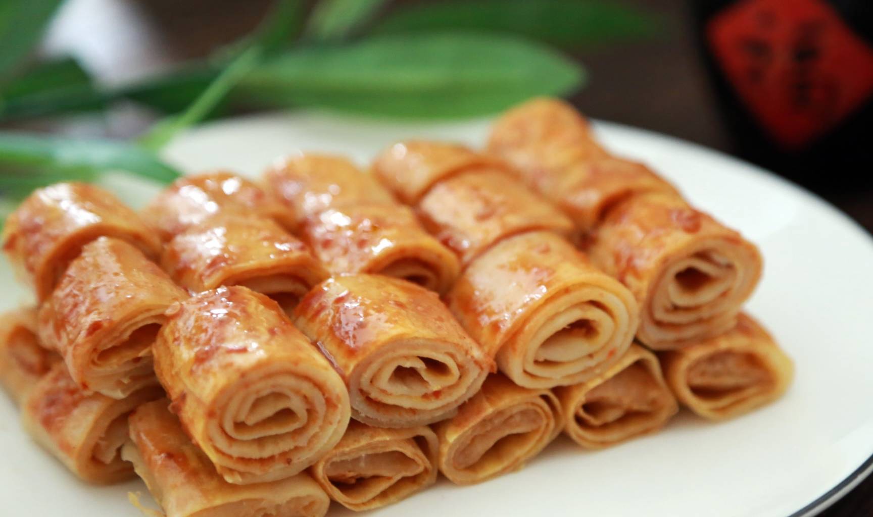 清水|早餐我家如此做,2个鸡蛋一碗面,搅一搅10分钟就上桌,好吃筋道