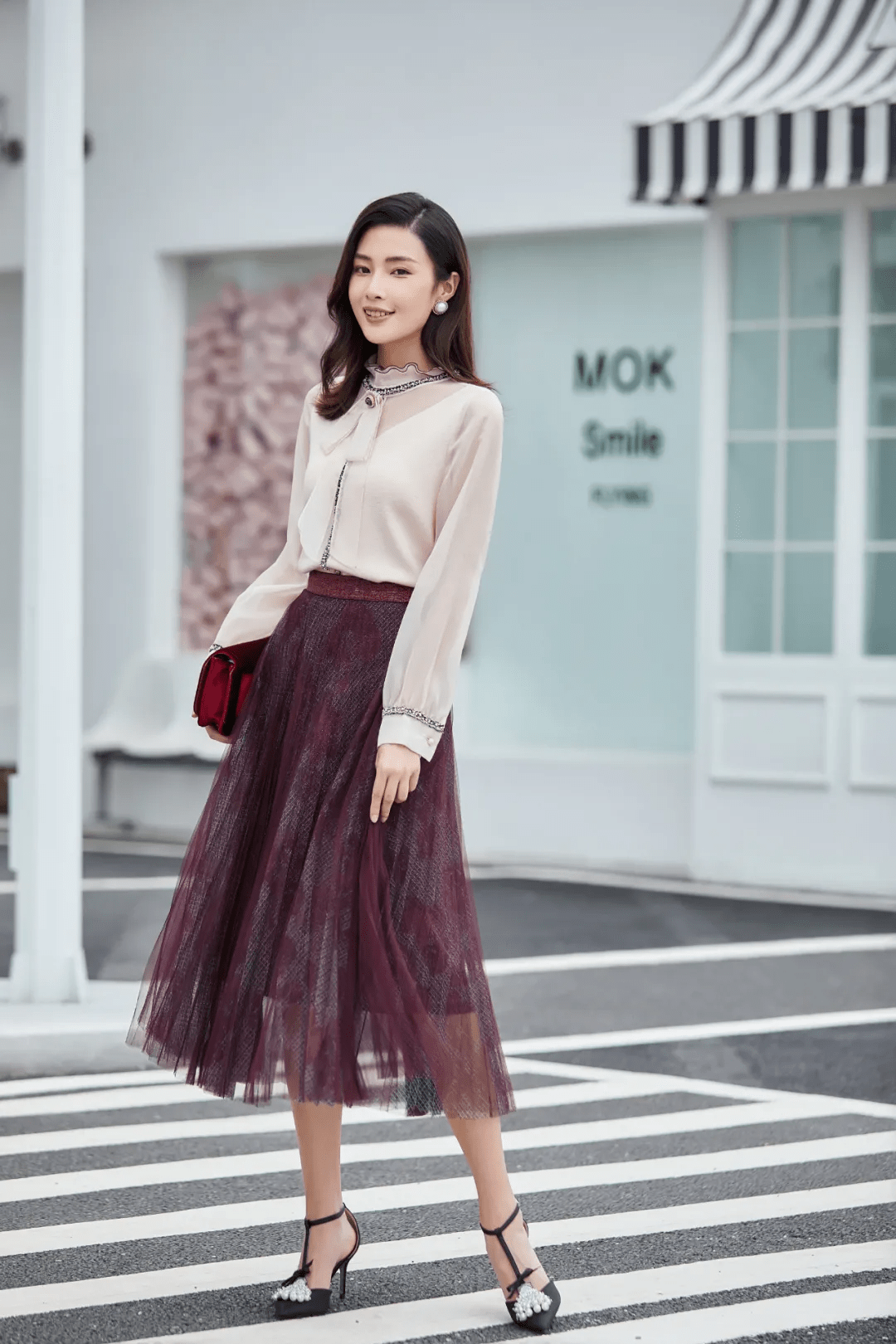 织带 适合秋天穿的裙子，穿上巨仙、巨有气质