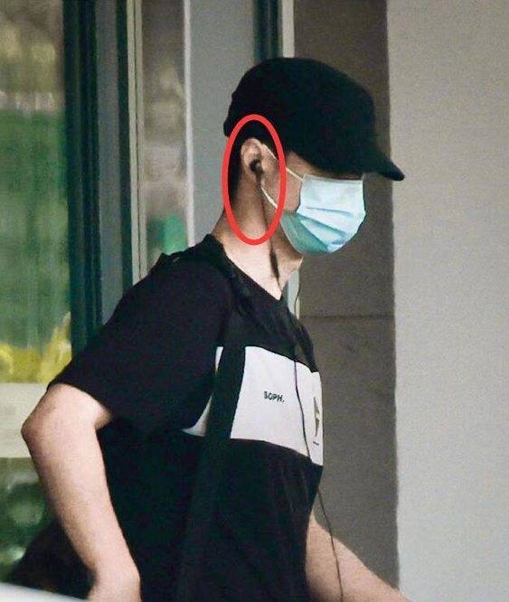 t恤|舞台粉夏天来了！王一博抵达上海录《街舞4》，T恤设计感十足超帅？