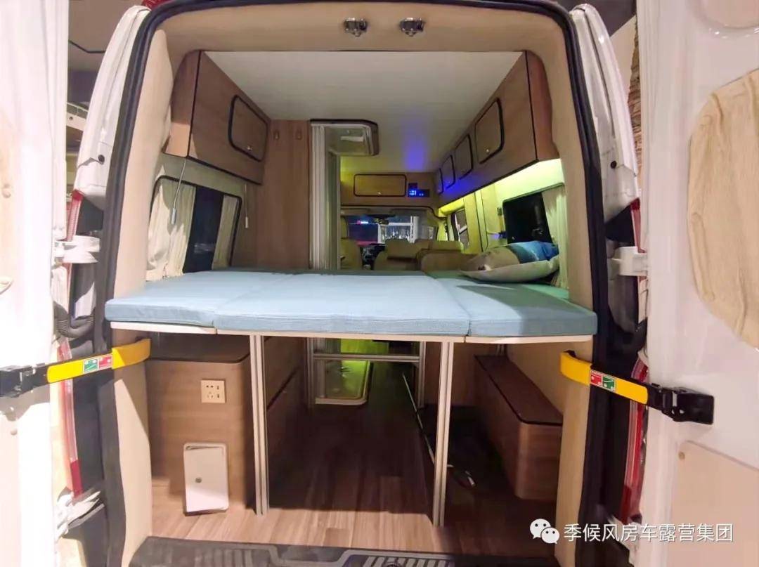 特惠车型经典又实用阿尼亚雅典娜b型房车