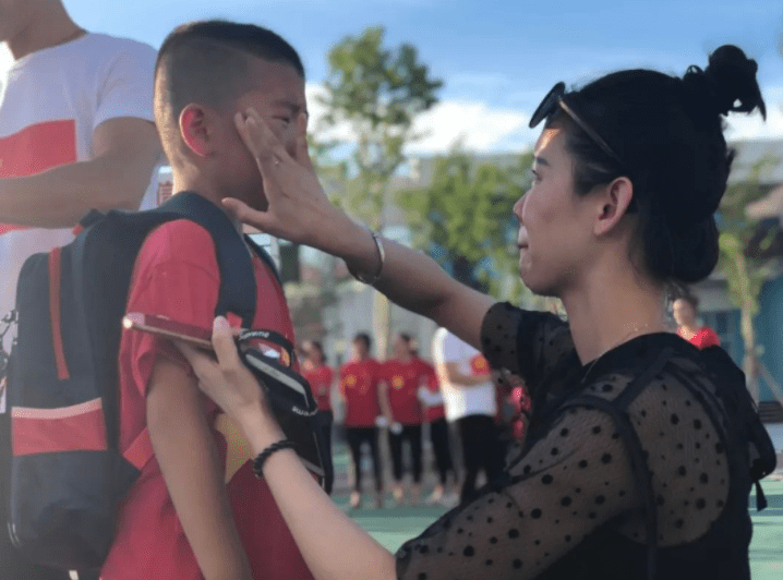 家长|幼儿园一张午睡照片，引发家长群大怒，纷纷向老师讨要一个解释