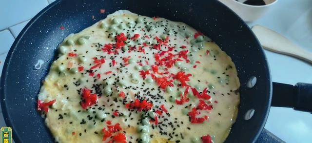 什么|5分钟在家做豌豆早餐饼,实惠又美味,两盘都不够吃