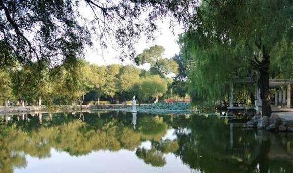 辽宁“巨无霸”公园爆红，面积是故宫的4倍，门票价格仅仅6元