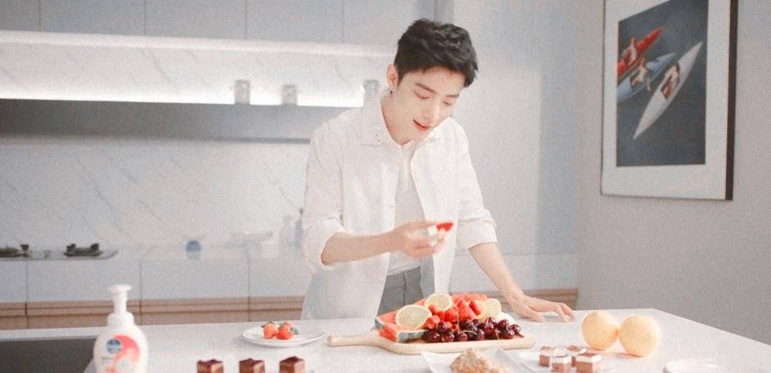 滴露|肖战新代言出发点与众不同，主要目的不再是销量，反向思维妙得很