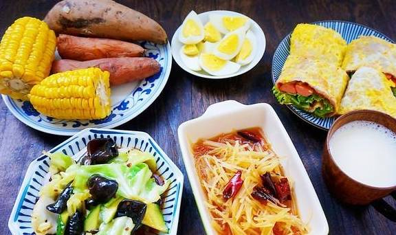 煎饼|家有小学生，早餐不凑合，七天不重样，营养均衡味道好