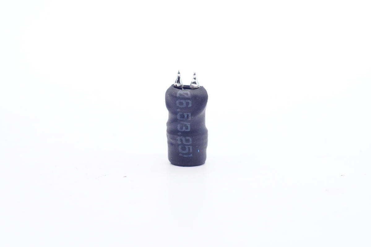 功率|内置镓未来G1N65R240PB氮化镓功率器件，绿巨能65W 2C1A氮化镓快充充电器拆解