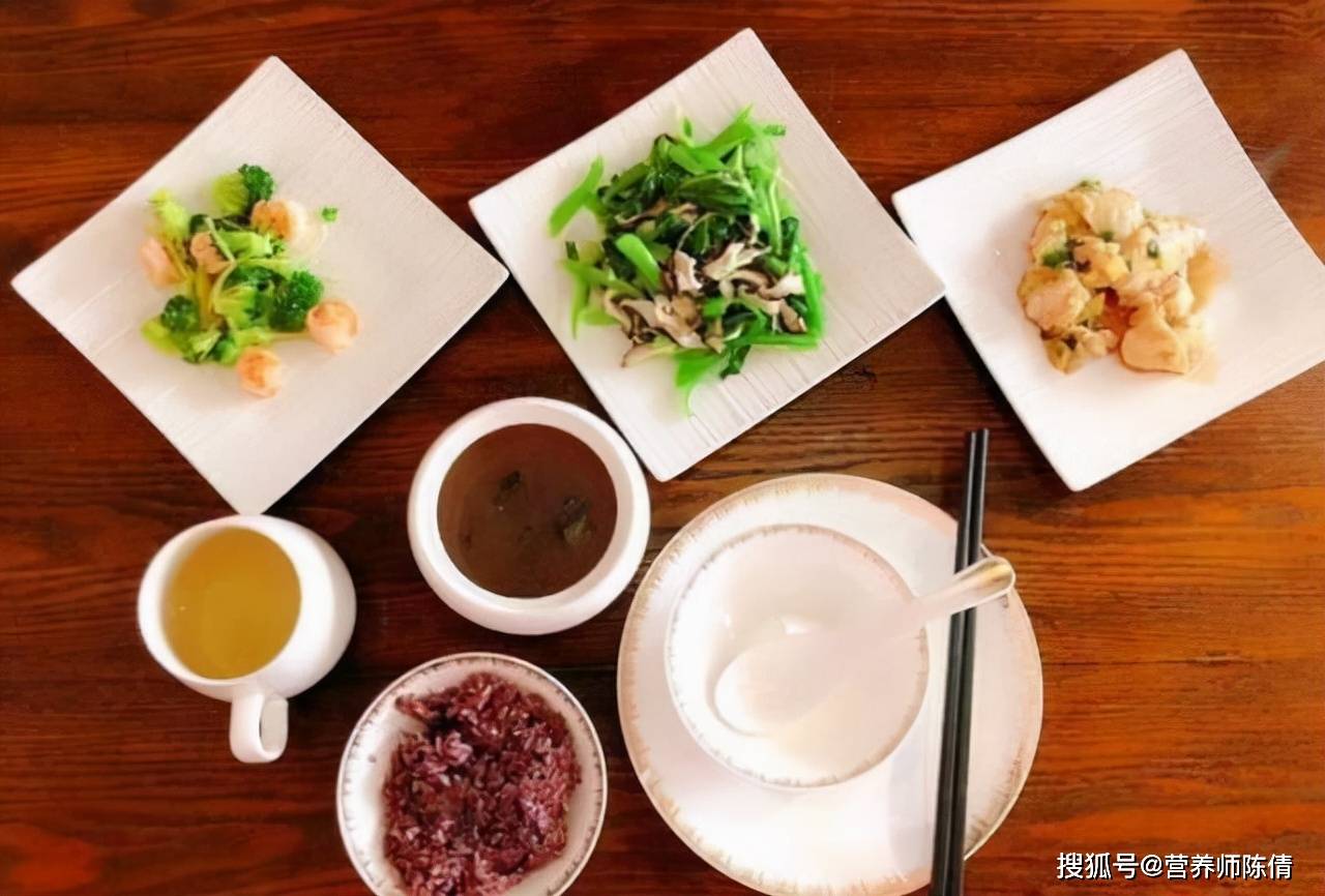 大餐|一日三餐哪一餐应该是“大餐”?吃对了才能越吃越瘦