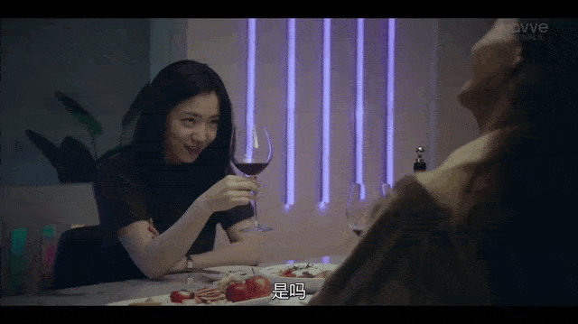 什么|女作家拖欠五个月电费，却莫名当了小三？这剧情越看越上头！