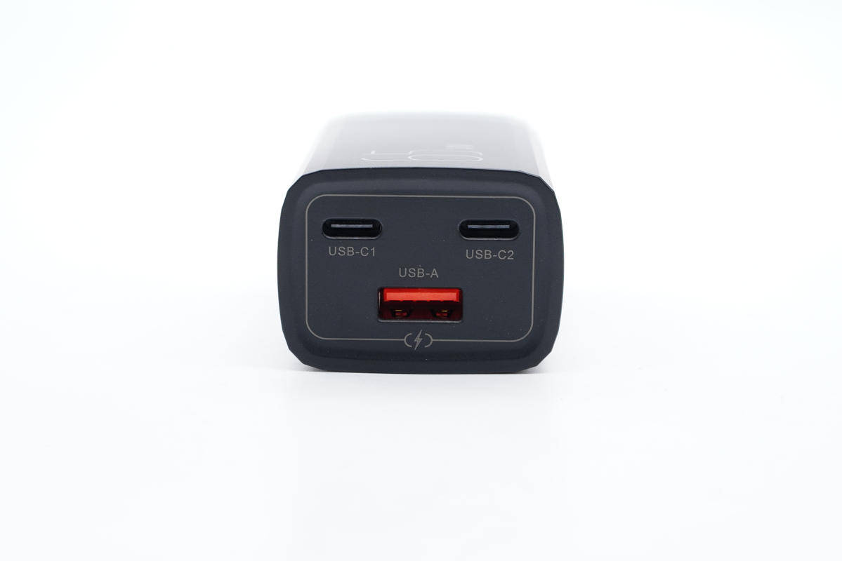 功率|内置镓未来G1N65R240PB氮化镓功率器件，绿巨能65W 2C1A氮化镓快充充电器拆解