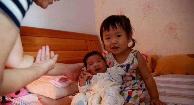 伴儿|坚决不要二胎的朋友，又怀孕了！而要二胎的原因太真实……