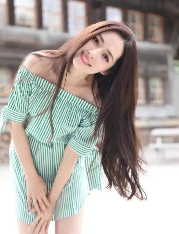 设计 郭碧婷嫁入豪门后“太豪迈”,宝石项链真吸睛,但身材却依旧少女