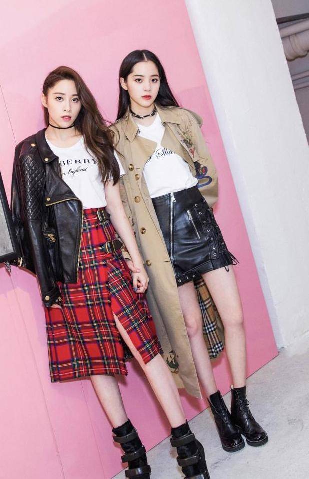 好身材 欧阳娜娜穿紫色羽绒服配破洞裤现身,挡不住的少女感