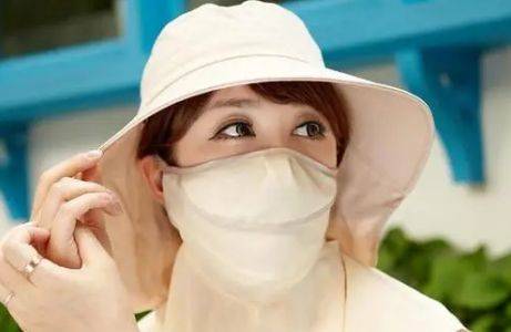 女神医生的保养“秘笈”，虽然很普通，但只要做好，肌肤细胞饱满，做冻龄女神
