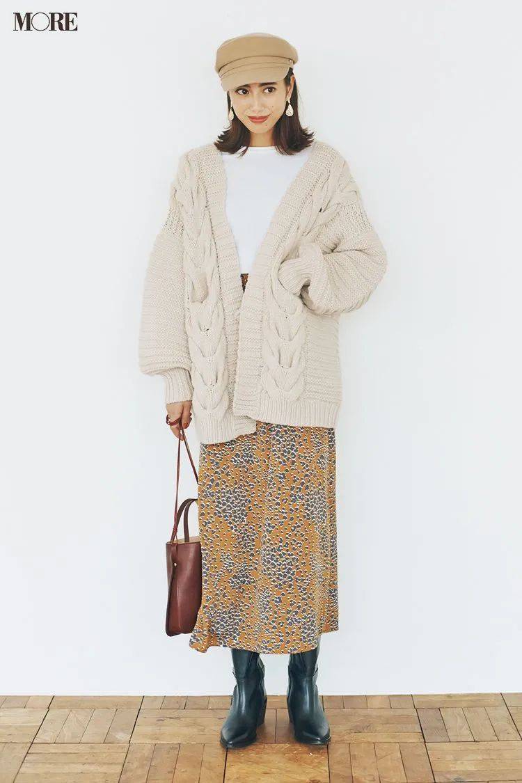 气质 大毛衣+半裙,才是2021秋冬最气质时髦的打开方式!