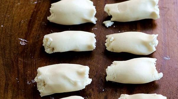 做法|一碗糯米粉一块红薯，教你早餐新做法，外酥里嫩，大人孩子抢着吃