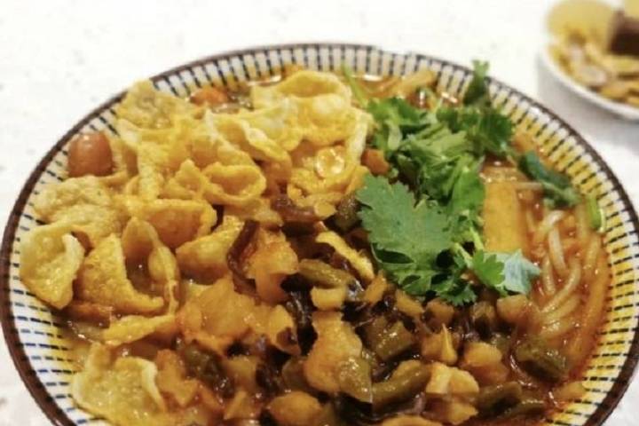蛋黄酥|建议吃货们：这5款贼拉好吃的零食别错过，让你一次过足嘴瘾！