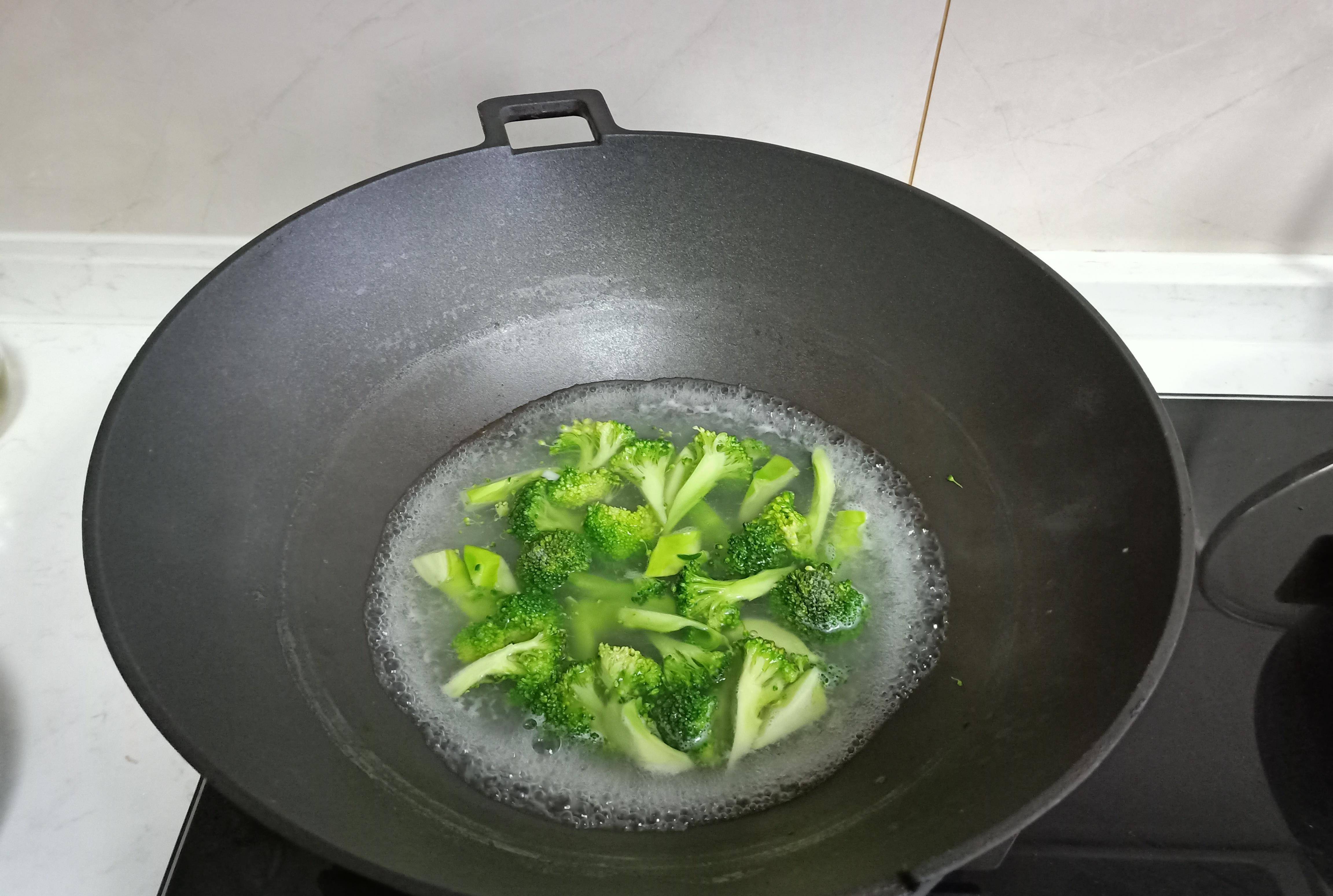 同学|早餐真好吃,香飘满屋,孩子起床不用喊,同学羡慕追着叫妈妈