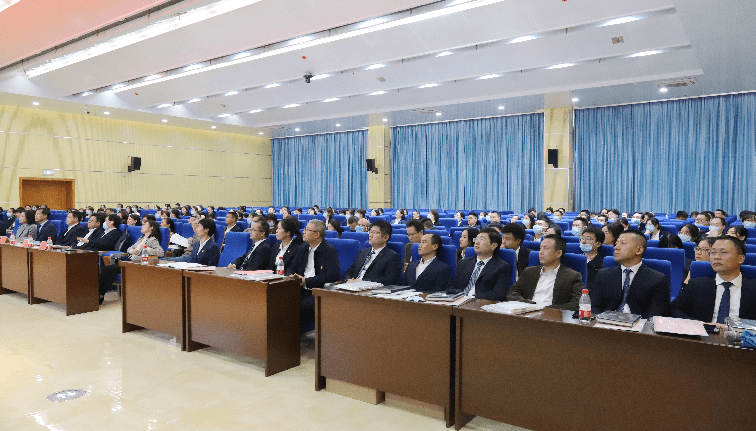 胡丽|益阳市中心医院召开医院青年学术委员会成立大会暨第一届代表大会