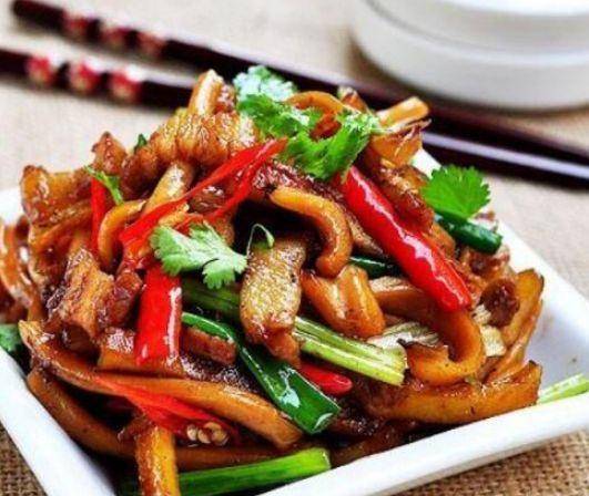 炒什么菜用红花椒 b0f455e7a04d4f1ab55298570116f5e8.jpeg