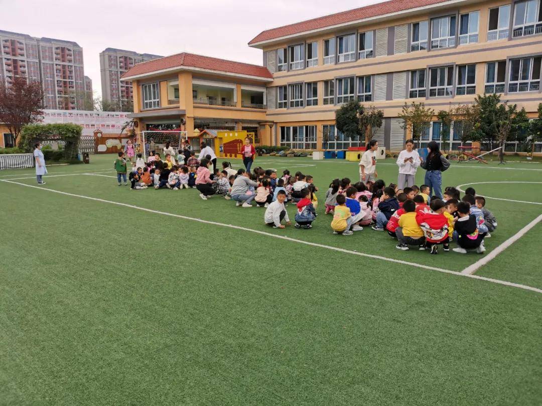 诺亚舟元迪绣川幼儿园反恐防爆及消防安全演练