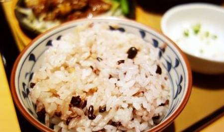 米饭加肉加蔬菜 d655e702373b4dbf9f1b748228f29c3f.jpeg