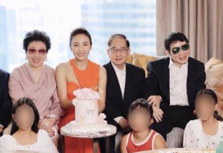 父母爱情全家人 56ca4c46decd43489c6ad899c7d3eaa3.jpeg