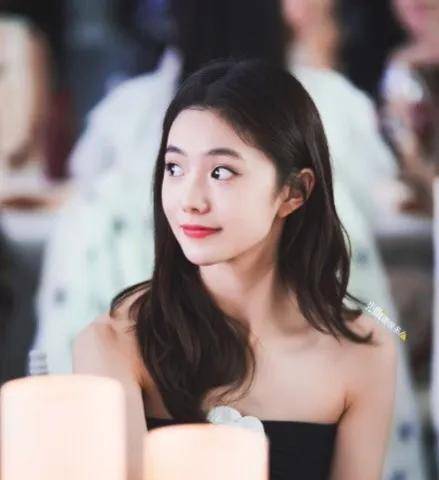 全球|59岁范伟险胜外国影帝，刘德华巩俐落败！这届华鼎奖太精彩