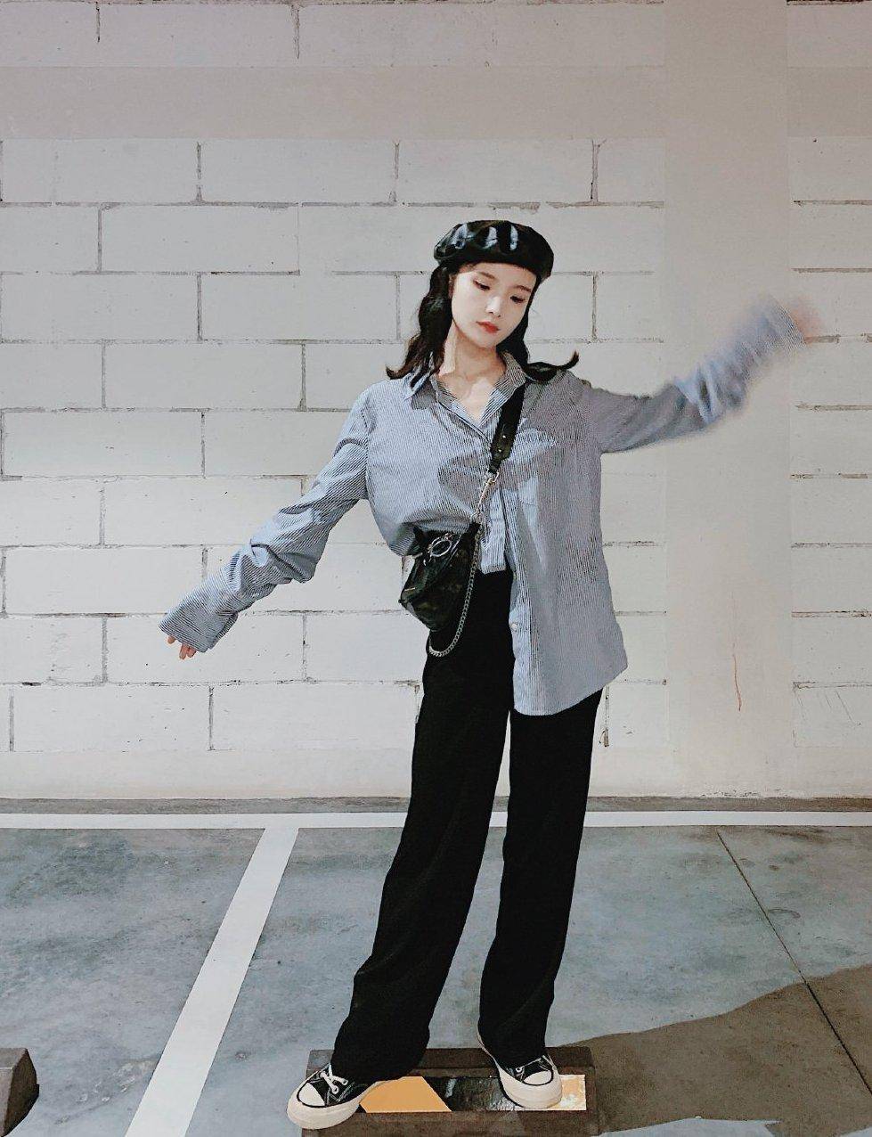 身材 显瘦穿搭干货,让你秋季变身“小腰精”,时髦又惹人眼球