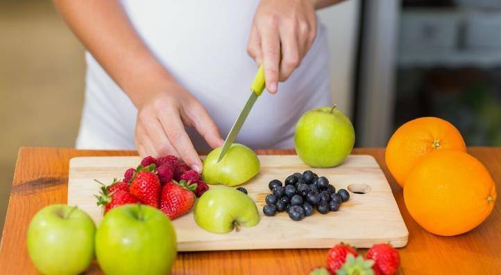 控制|患了糖尿病,少吃糖就可以了吗?糖尿病饮食应当注意五点