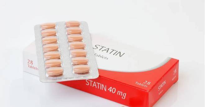 血管|他汀不止降血脂，4大“隐藏技能”，长期吃的人都获益