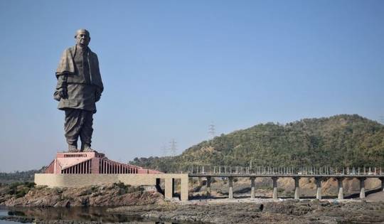 为证明基建能力，印度斥巨资打造超级雕像，结果发现仍是中国制造