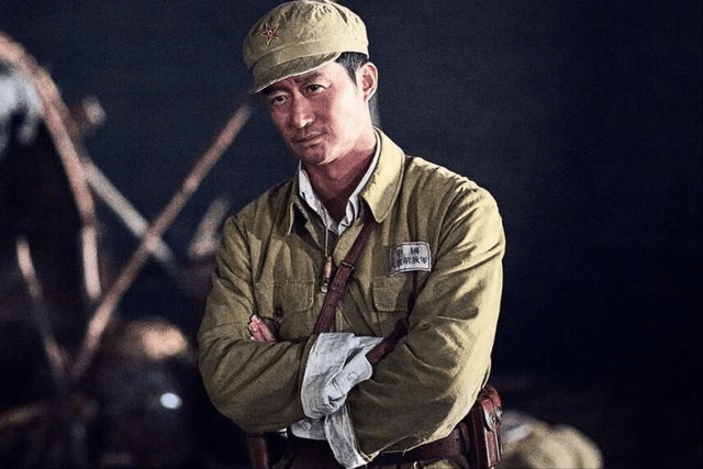 百里|长津湖里刻画最好的角色，不是吴京千玺胡军，是没台词没镜头的他