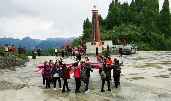 西部旅游网讯(初旭 雷强)10月17日上午,位于四川古蔺县丹桂镇大尖山