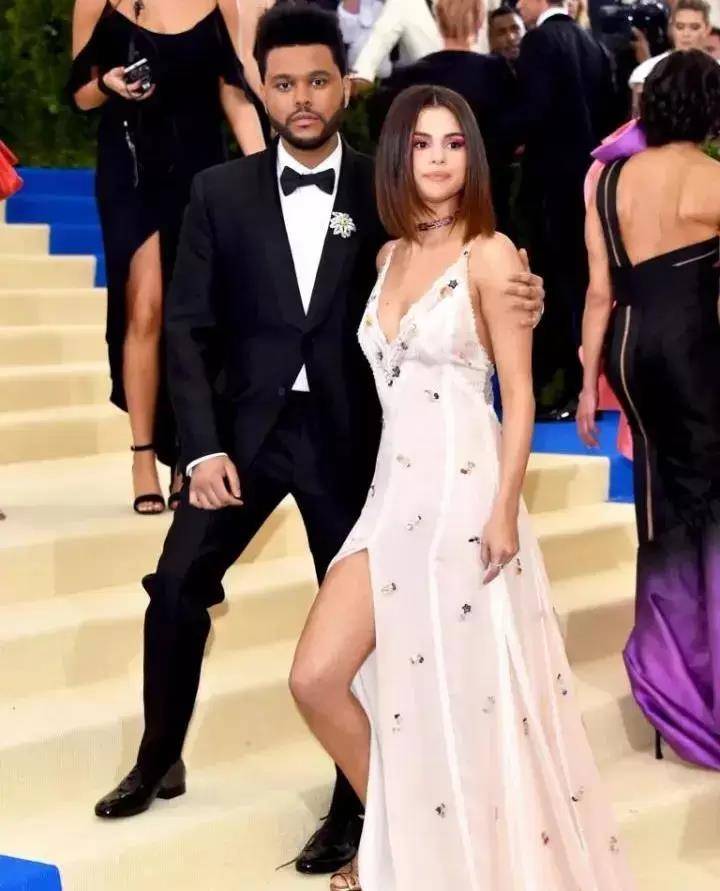 Cohen|美队和丁日前女友被曝恋爱?傻脸娜的超级英雄会是他吗?