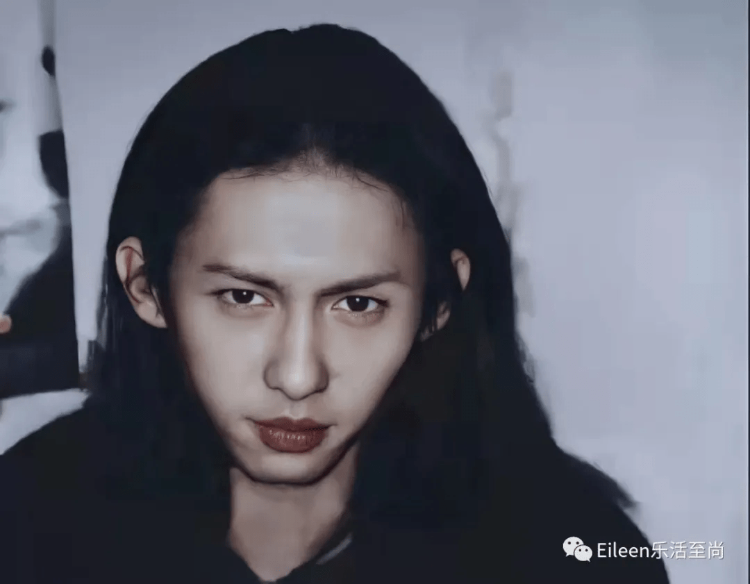 走过总翻车还爆红？蛊王凭什么让人上头？