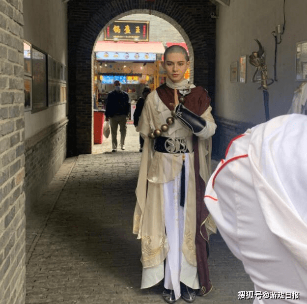 天龙|天龙嘉年华最受欢迎Coser？被小姐姐暗恋，男款“纯欲天花板”