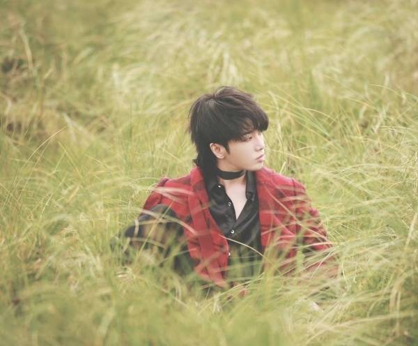 电影|华晨宇包场关晓彤新电影，电影口碑持续下滑，但她的人缘真的好