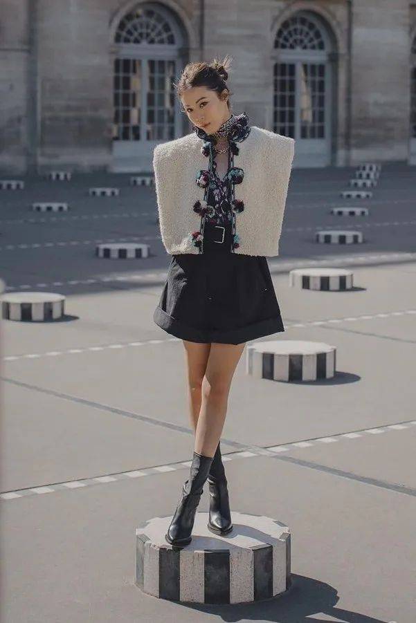 一身 极简搭配LOOK，好看到犯规！