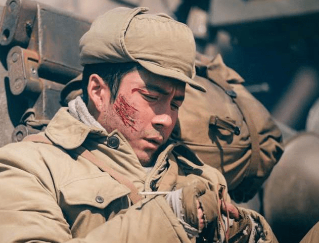 段奕宏|19天破49亿的《长津湖》，爆红背后，这8位配角值得一夸