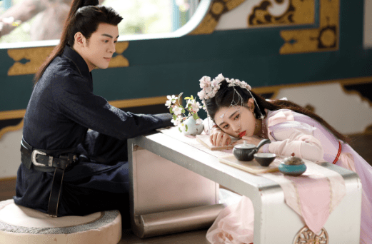 曾舜|?刚开播就有四个人想娶她?鞠婧祎、曾舜晞《嘉南传》值得看吗?