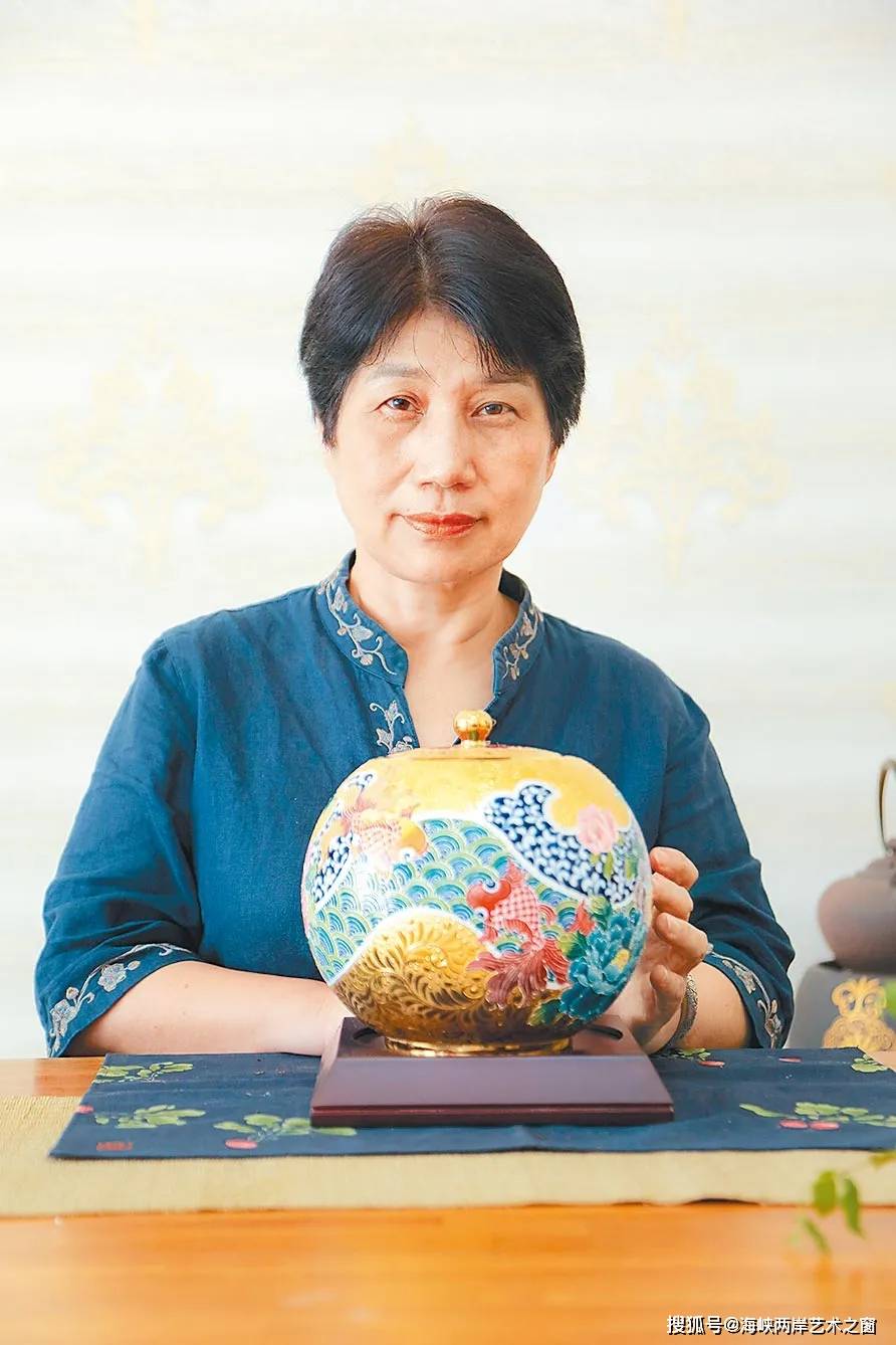 原创法华彩艺术家张美云打造乾隆多宝阁再创巅峰