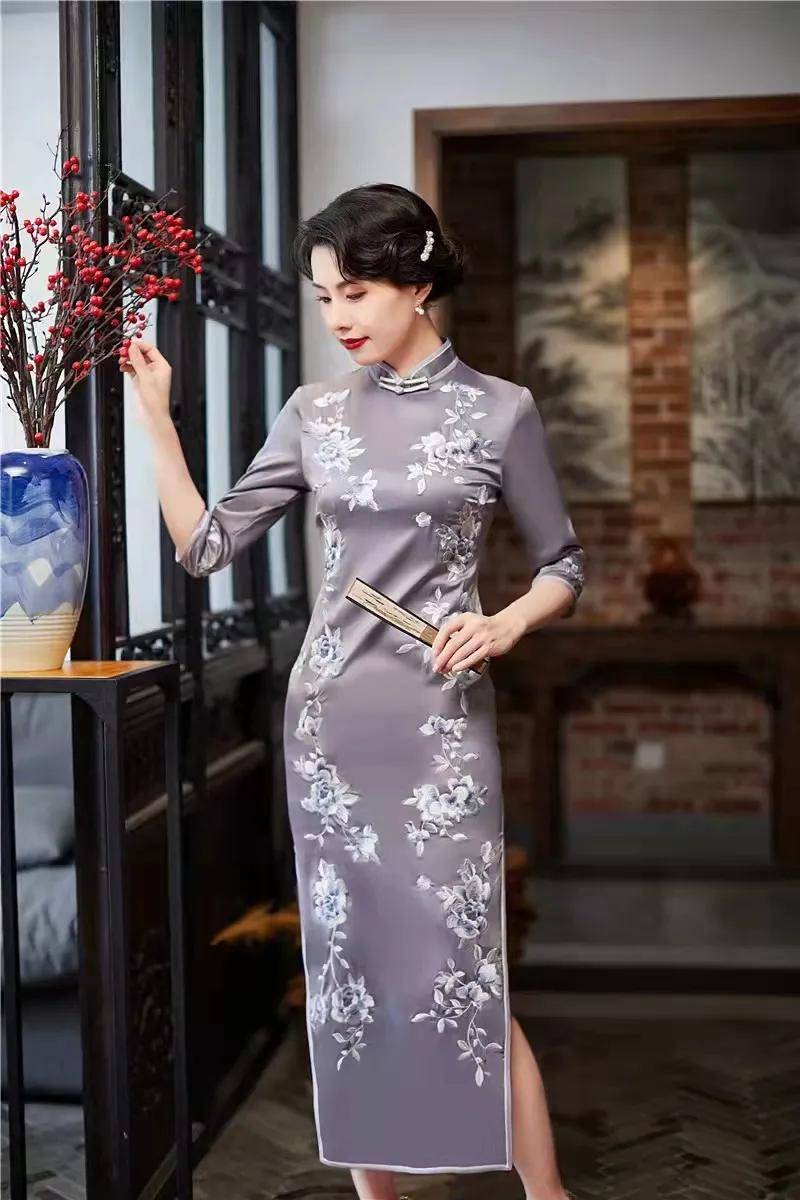 身材 真正有气质的女人，不一定要穿大牌！一袭复古旗袍，美得惊艳时光