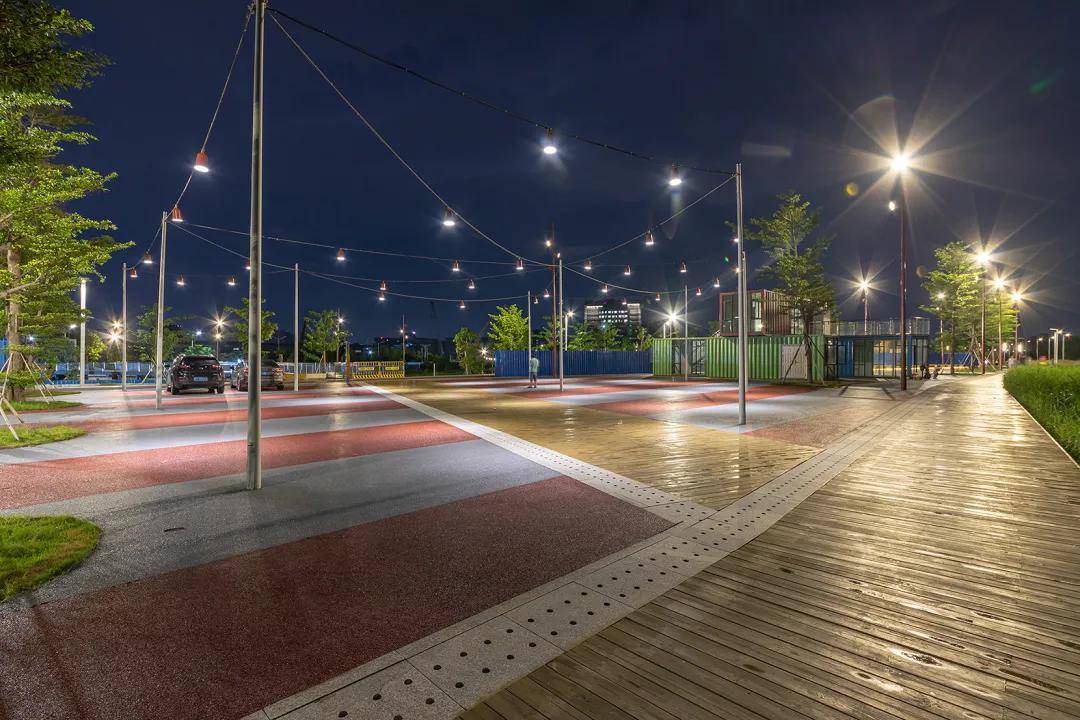 公园景观灯光 bac03c28620745d986bc62520fad8210.jpeg