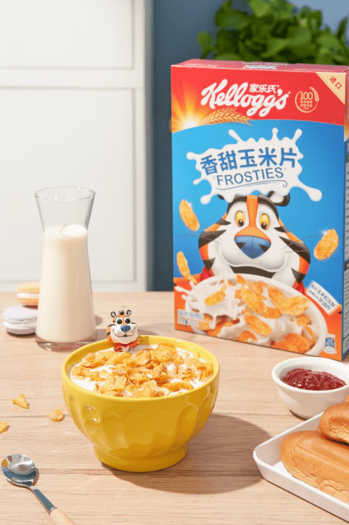 原粒|秋日的第一杯热早餐，家乐氏玉米片暖身又暖胃