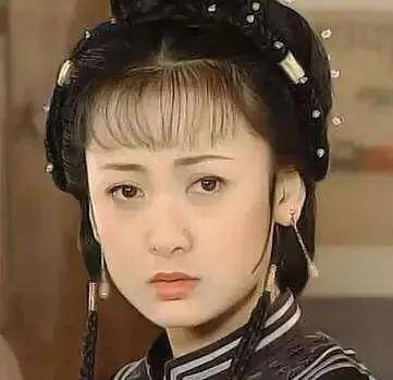 假发看够了雷同的双丫髻，明明编发、盘发和双马尾才是古装少女标配