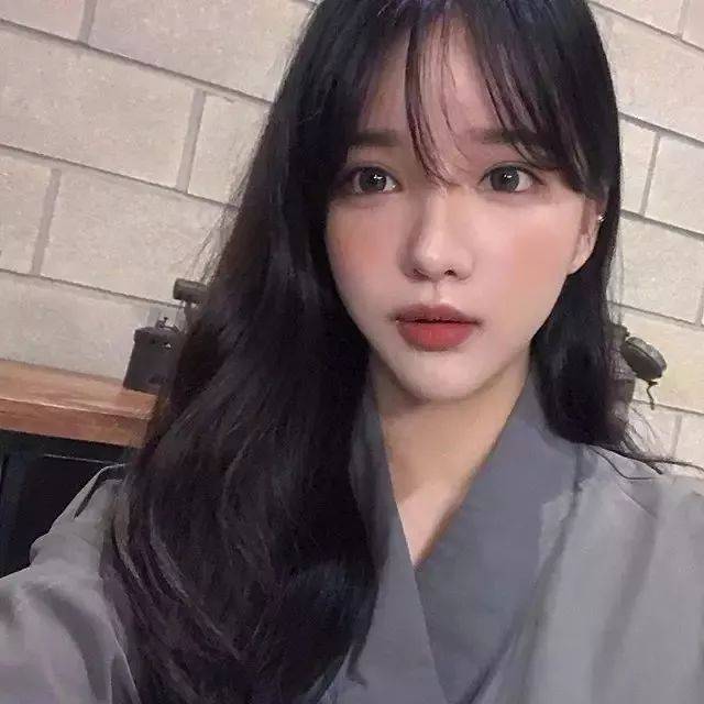 发型八款超受欢迎的刘海来了！
