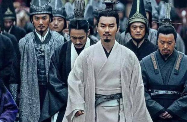 曹操麾下的一位谋士,功劳不小,却被人们所忽视_毛玠