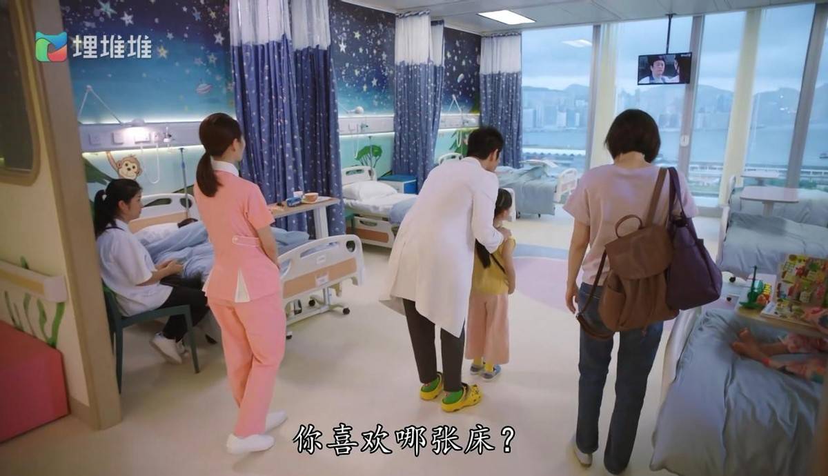 钟嘉欣|TVB台庆剧《星空下的仁医》埋堆堆热播，豆瓣评分8.9！