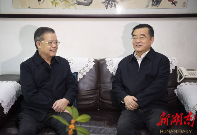 张庆伟看望慰问正省级老领导老同志_湖南